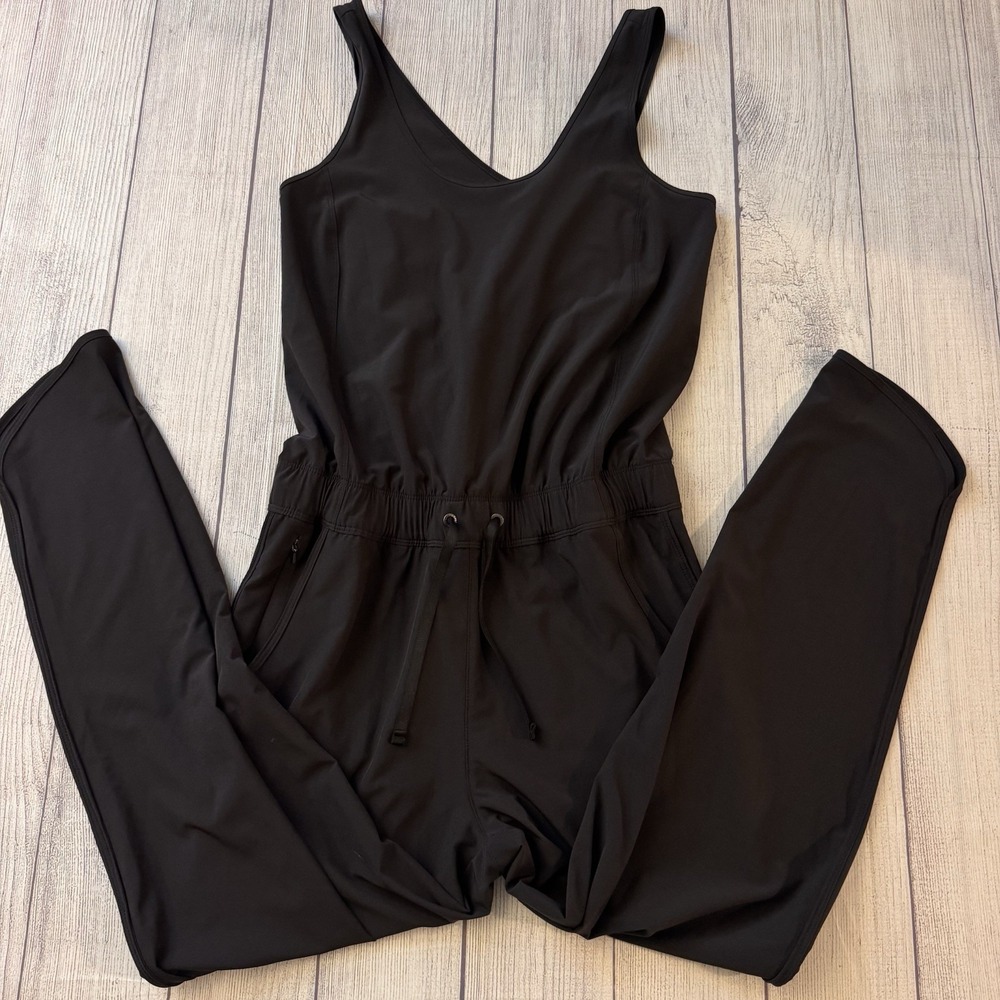 Patagonia Fleetwith Jumpsuit Black Cross Back Drawstring Romper Size Medium